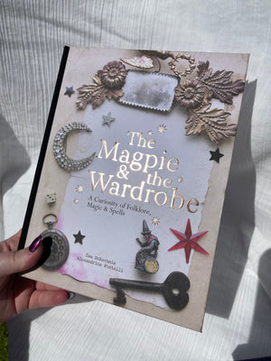 The Magpie and the Wardrobe by McKechnie Sam & Alexandrine Portelli